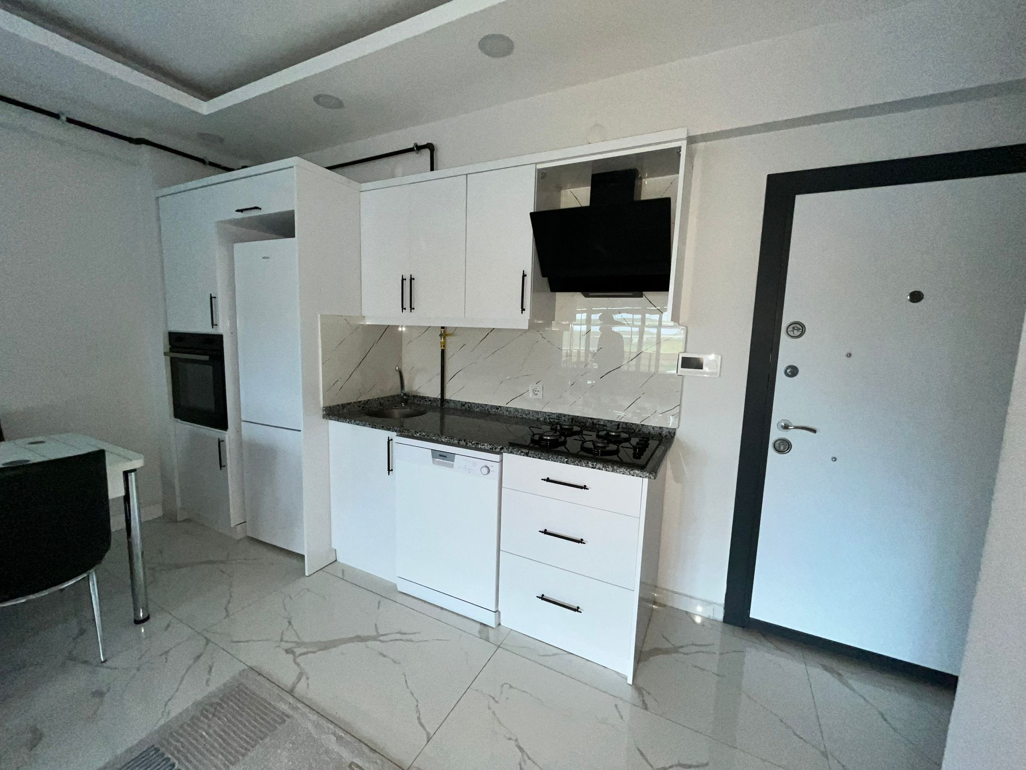 MABEL'DEN DİVAN RESİDENCE KONUTLARINDA KİRALIK EŞYALI 1+1 DAİRE